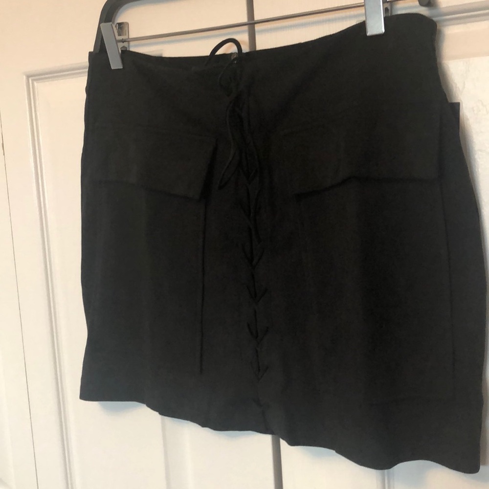 BRUNETTE THE LABEL faux suede skirt